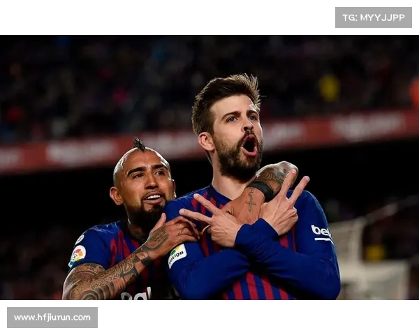 西甲巴塞罗那皮克关键解围
